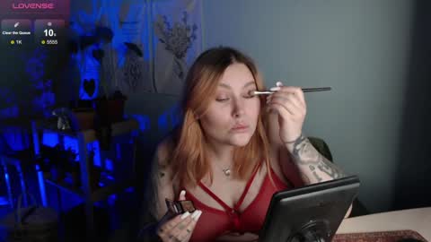 Snapshot of cuddlieschris chatting on 01-16-25, 02:09 Chris online show from 01-16-25, 02:09