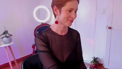 Leonela online show from 12-12-24, 09:26