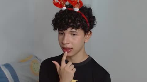 Cuddly online show from 12-22-24, 05:21