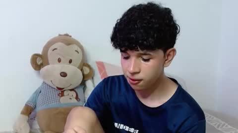 Cuddly online show from 10-06-25, 09:34