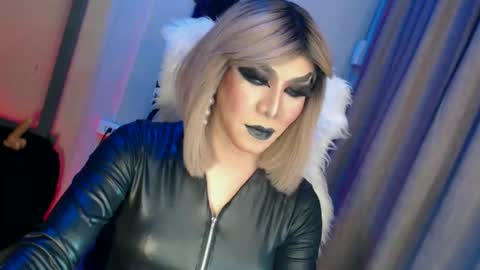 CUMMELA SLUTI online show from 09-23-25, 05:49