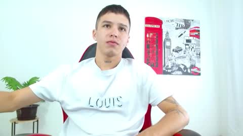 cumandres online show from 11-26-25, 02:51