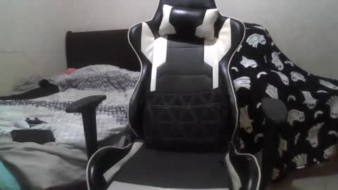 Snapshot of cummachine2022 chatting on 10-07-25, 12:30 cummachine2022 online show from 10-07-25, 12:30