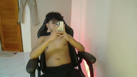 cummingyu online show from 12-18-24, 12:07