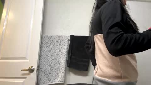 Snapshot of cumontae chatting on 12-06-24, 06:26 Pussy whipped babyboy online show from 12-06-24, 06:26