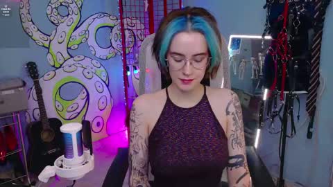 CUMpotikEve online show from 04-19-26, 05:18