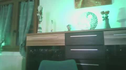 Snapshot of cuni6969 chatting on 11-12-25, 09:25 cuni6969 online show from 11-12-25, 09:25