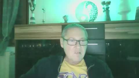 Snapshot of cuni6969 chatting on 11-19-25, 06:30 cuni6969 online show from 11-19-25, 06:30