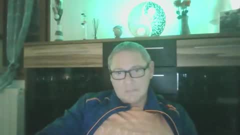 Snapshot of cuni6969 chatting on 12-18-25, 05:41 cuni6969 online show from 12-18-25, 05:41