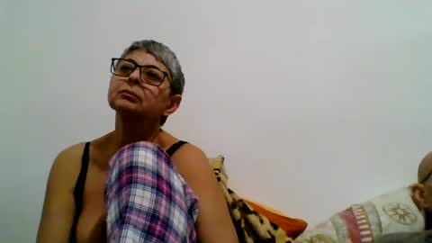 Snapshot of cuplu4346529860 chatting on 12-21-24, 06:34 couple online show from 12-21-24, 06:34