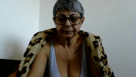 Snapshot of cuplu4346529860 chatting on 01-02-25, 11:41 couple online show from 01-02-25, 11:41