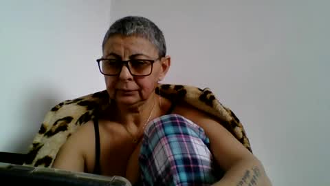 Snapshot of cuplu4346529860 chatting on 01-25-25, 09:04 couple online show from 01-25-25, 09:04