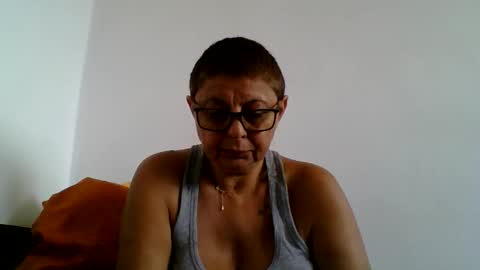 Snapshot of cuplu4346529860 chatting on 09-18-25, 09:55 couple online show from 09-18-25, 09:55