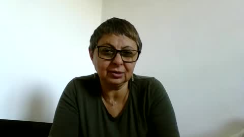 Snapshot of cuplu4346529860 chatting on 10-20-25, 11:54 couple online show from 10-20-25, 11:54