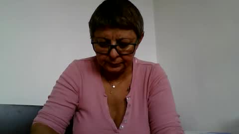Snapshot of cuplu4346529860 chatting on 10-22-25, 09:20 couple online show from 10-22-25, 09:20
