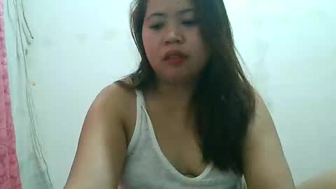 Snapshot of curious_girl247 chatting on 12-25-24, 10:05 curious_girl247 online show from 12-25-24, 10:05