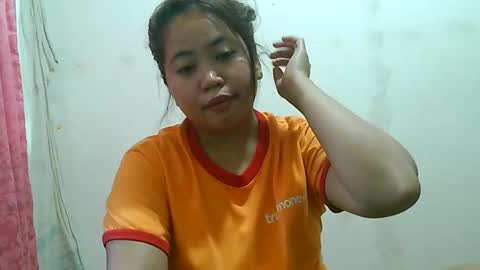 Snapshot of curious_girl247 chatting on 12-26-24, 04:10 curious_girl247 online show from 12-26-24, 04:10