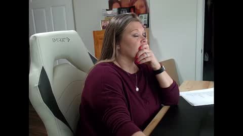 Snapshot of curiouscouple3143 chatting on 02-12-25, 06:30 curious couple online show from 02-12-25, 06:30