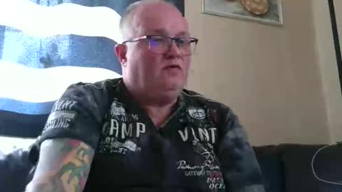 curtus14 online show from 09-26-25, 01:15