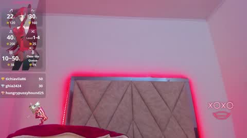 Snapshot of curvybaddie chatting on 02-26-25, 12:49 A online show from 02-26-25, 12:49