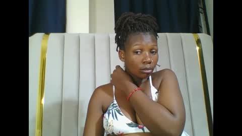 Snapshot of curvybootyj chatting on 01-26-25, 12:26 CuteJJudy online show from 01-26-25, 12:26