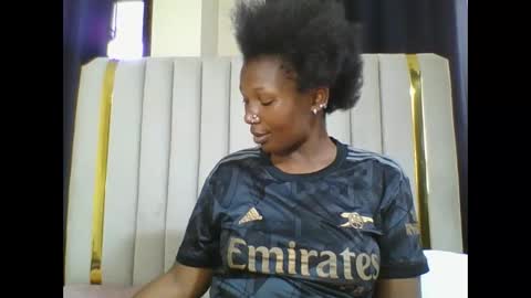 Snapshot of curvybootyj chatting on 02-09-25, 06:33 CuteJJudy online show from 02-09-25, 06:33