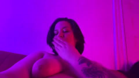 CurvyFlora online show from 02-23-25, 05:01