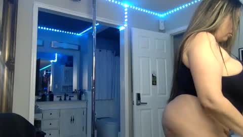 curvyfunlover online show from 11-11-25, 01:05