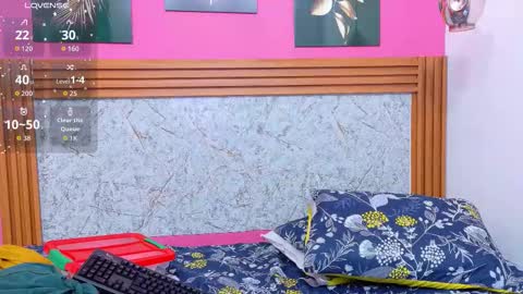 Snapshot of curvyhomebebe chatting on 01-18-26, 12:20 curvyhomebebe online show from 01-18-26, 12:20