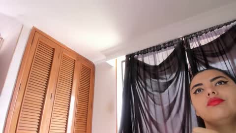 curvypornxxx online show from 12-18-25, 02:56