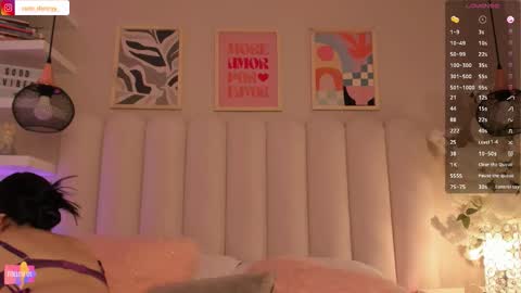 Snapshot of cute__cherry_ chatting on 12-17-25, 08:48 Amber online show from 12-17-25, 08:48