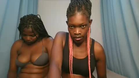 Snapshot of cute_angel11 chatting on 11-07-25, 07:58 angel online show from 11-07-25, 07:58