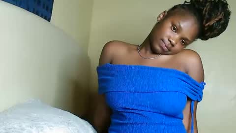 V EE online show from 03-09-25, 02:43