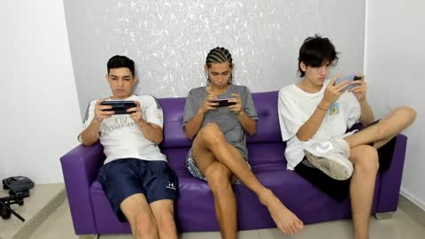 ARTURO-18  MATIAS-18  NIKOLAY-19  HADES-18  GABO-19 online show from 01-11-25, 08:32