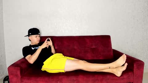 ARTURO-18  MATIAS-18  NIKOLAY-19  HADES-18  GABO-19 online show from 02-25-25, 12:55