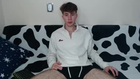 Snapshot of cute_brian chatting on 09-15-25, 09:31 Im Brian online show from 09-15-25, 09:31