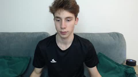 Snapshot of cute_brian chatting on 11-28-25, 04:42 Im Brian online show from 11-28-25, 04:42