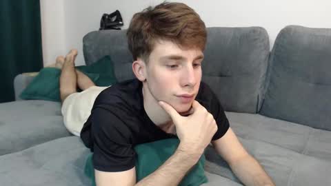 Snapshot of cute_brian chatting on 12-15-25, 04:11 Im Brian online show from 12-15-25, 04:11