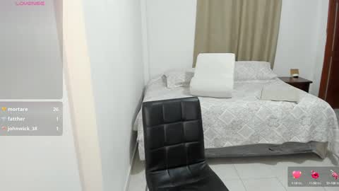 Snapshot of cute_brunett chatting on 12-06-24, 07:54 Sara online show from 12-06-24, 07:54