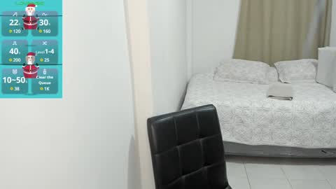 Snapshot of cute_brunett chatting on 12-20-24, 05:04 Sara online show from 12-20-24, 05:04