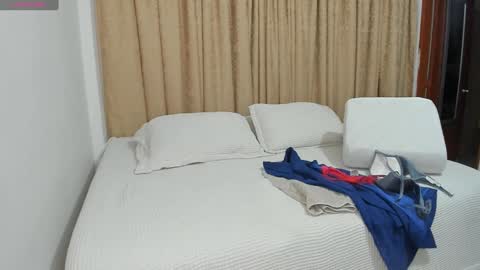 Snapshot of cute_brunett chatting on 01-11-25, 06:03 Sara online show from 01-11-25, 06:03
