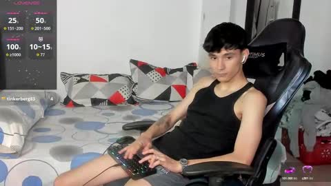 Snapshot of cute_diego_ chatting on 09-13-25, 10:31 Diego online show from 09-13-25, 10:31
