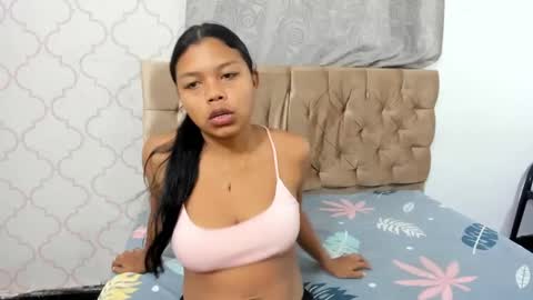 cute_ebony_18_ online show from 11-18-25, 12:20
