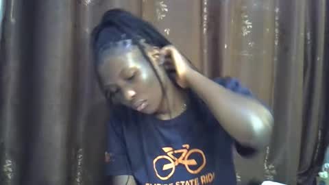 cute_emmy1 online show from 10-25-25, 10:34