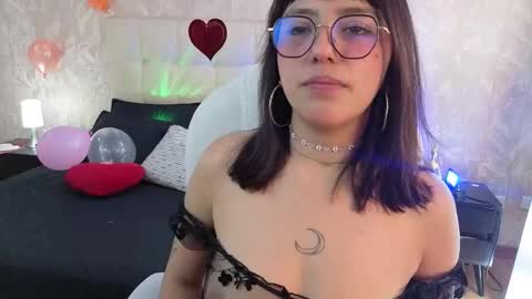 Sofa  online show from 02-23-26, 09:12