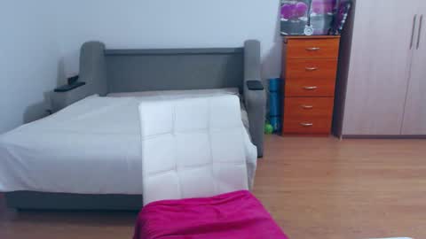 Snapshot of cute_jes chatting on 01-18-25, 05:59 cute_jes online show from 01-18-25, 05:59