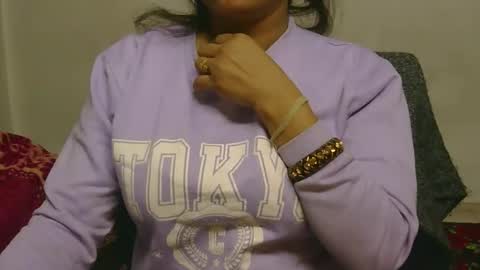 Snapshot of cute_kashmira99 chatting on 02-10-26, 02:37 kashmira online show from 02-10-26, 02:37