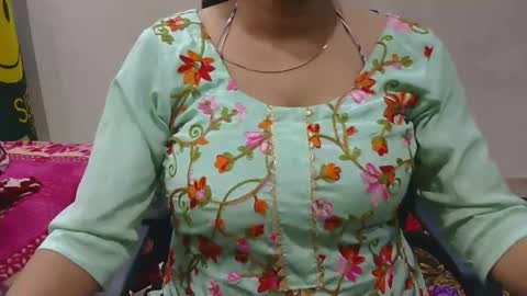 Snapshot of cute_kashmira99 chatting on 02-15-26, 10:03 kashmira online show from 02-15-26, 10:03