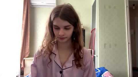 cute_kitte online show from 10-02-25, 06:31