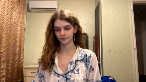cute_kitte online show from 11-12-25, 09:14